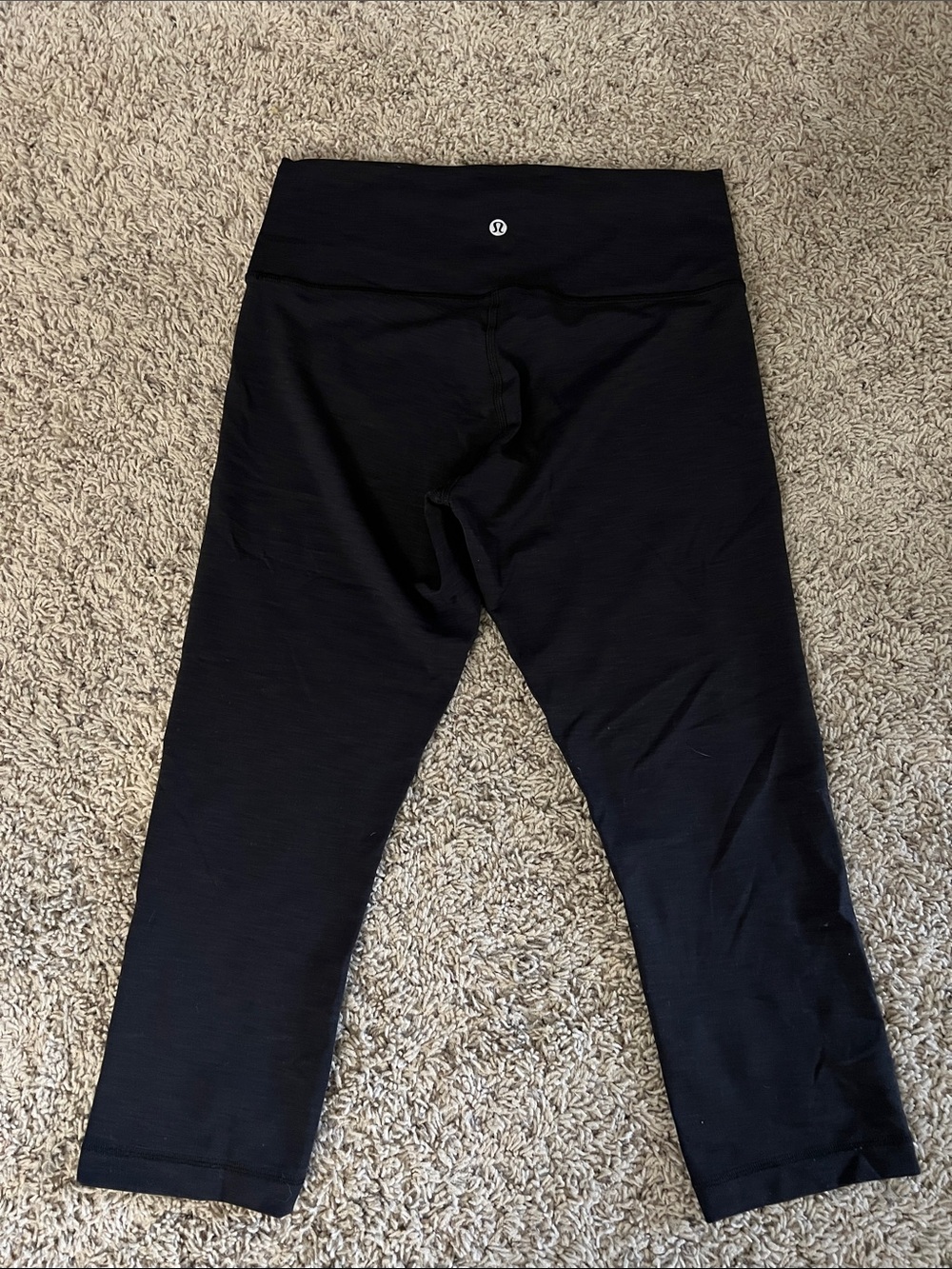 Lululemon Align Women’s Black Cropped Athletic Leggings